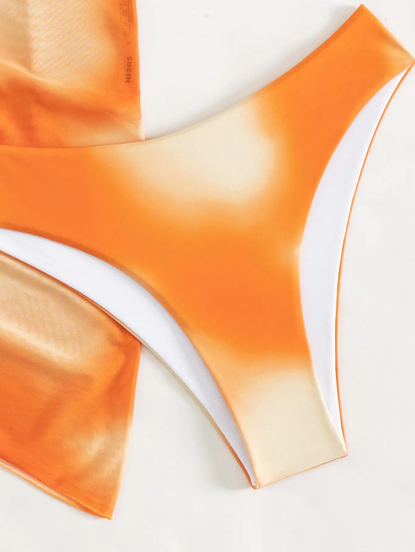 Maillot de bain 3 pièces dégradé avec jupe – Style été 2025